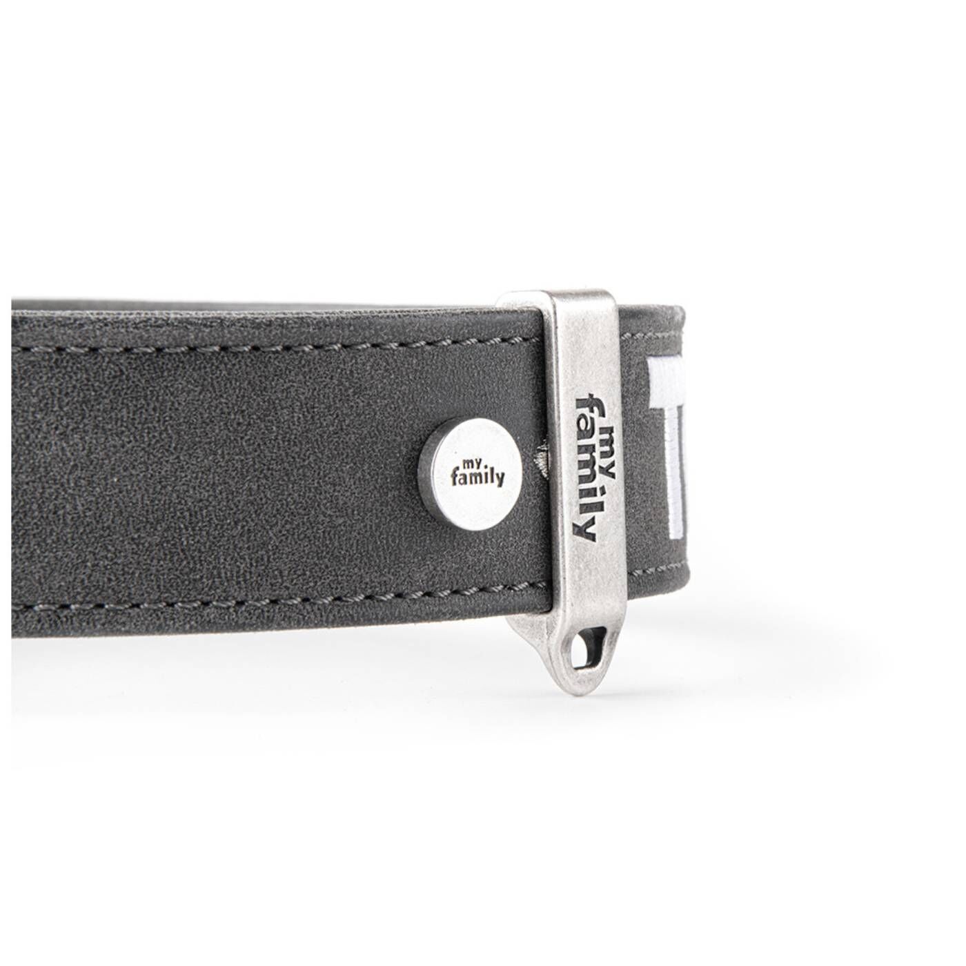 MyFamily Collare Royal Ricamo The King in Similpelle Grigio e Nero - MyFamily logo